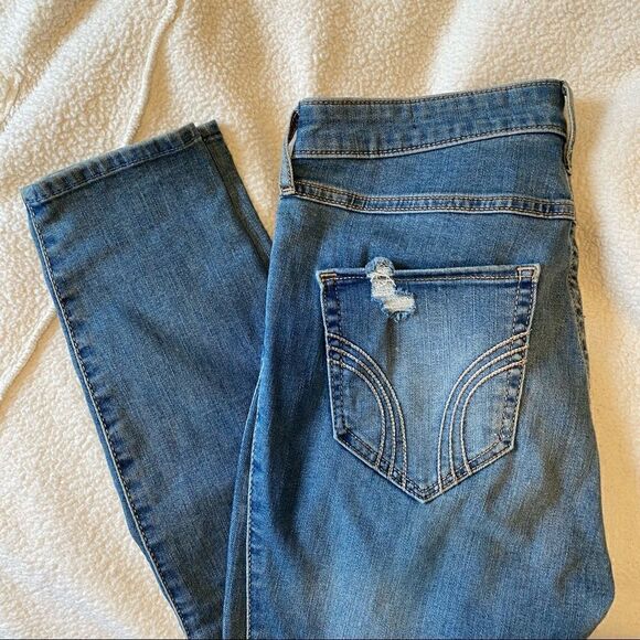 NWOT Hollister 5R - High Rise Super Skinny Crop Ripped Jeans - Picture 5 of 5
